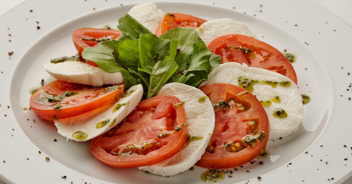 Mastering the Art of Italian Cuisine with Detailed Recipes and Techniques
